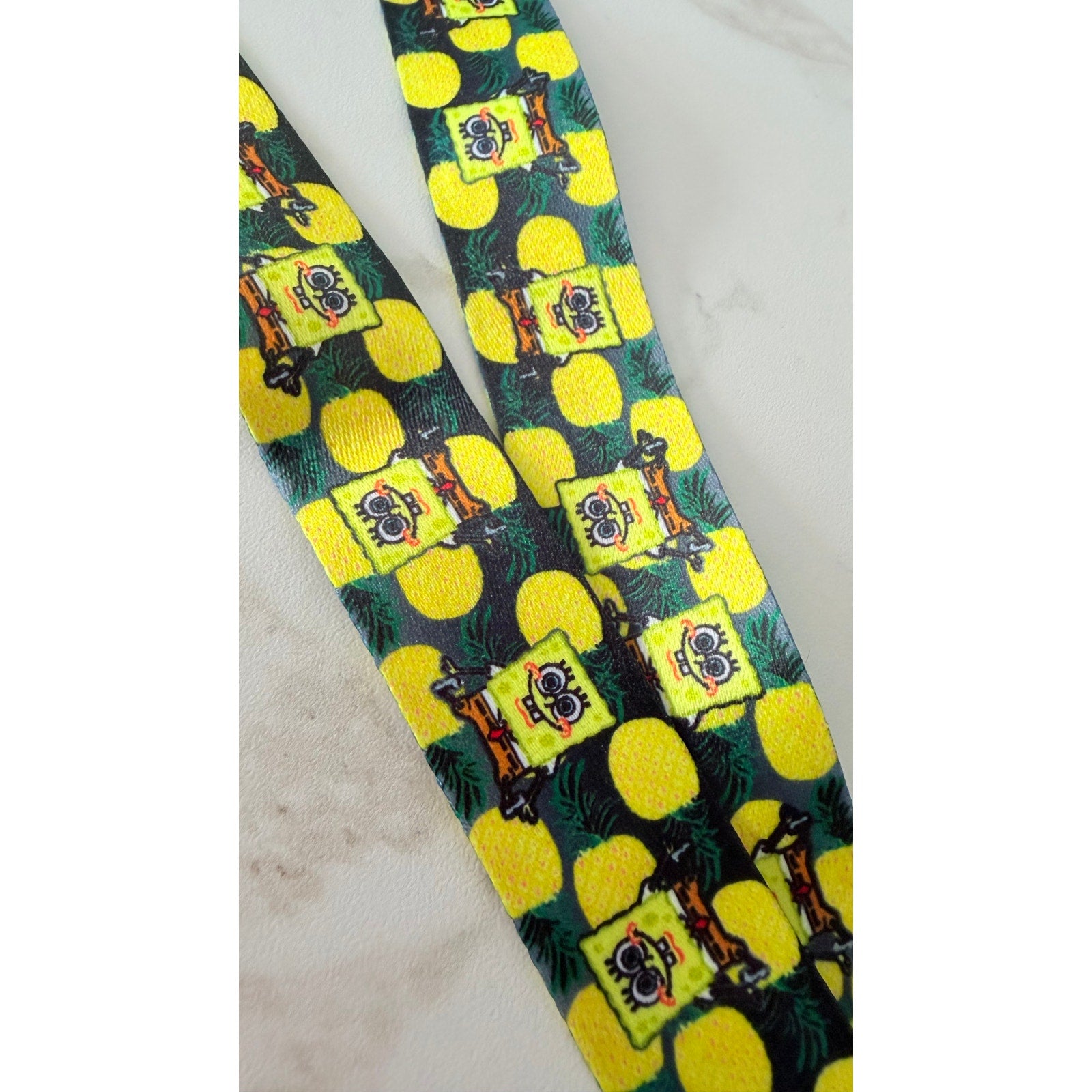 SpongeBob SquarePants Pineapple Pattern Breakaway Lanyard w/ Charm NEW