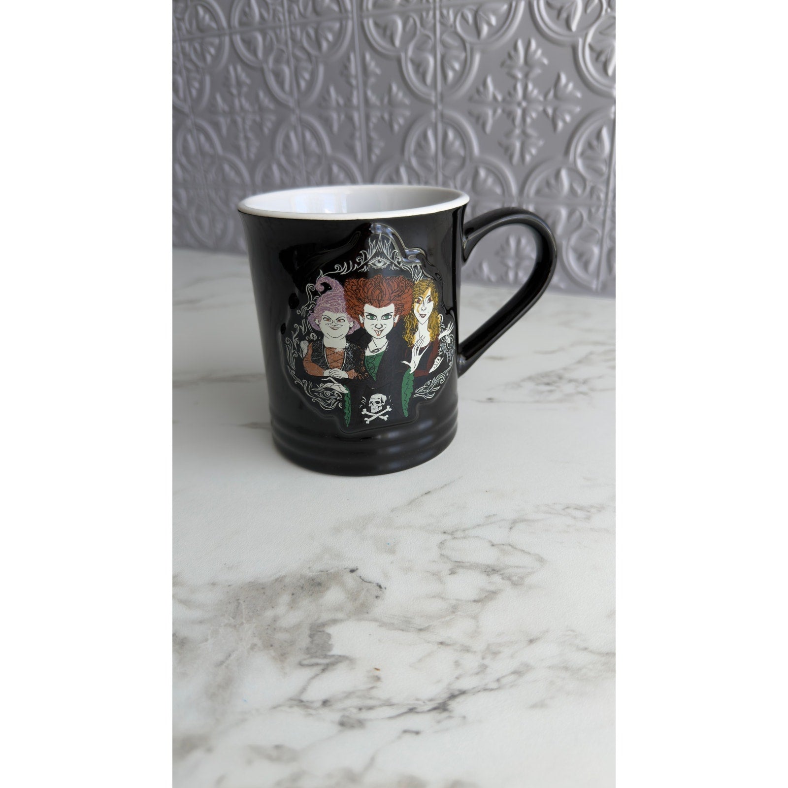 Disney Hocus Pocus Sanderson Sisters Mug Gather Round Sisters Ceramic 16 oz NEW
