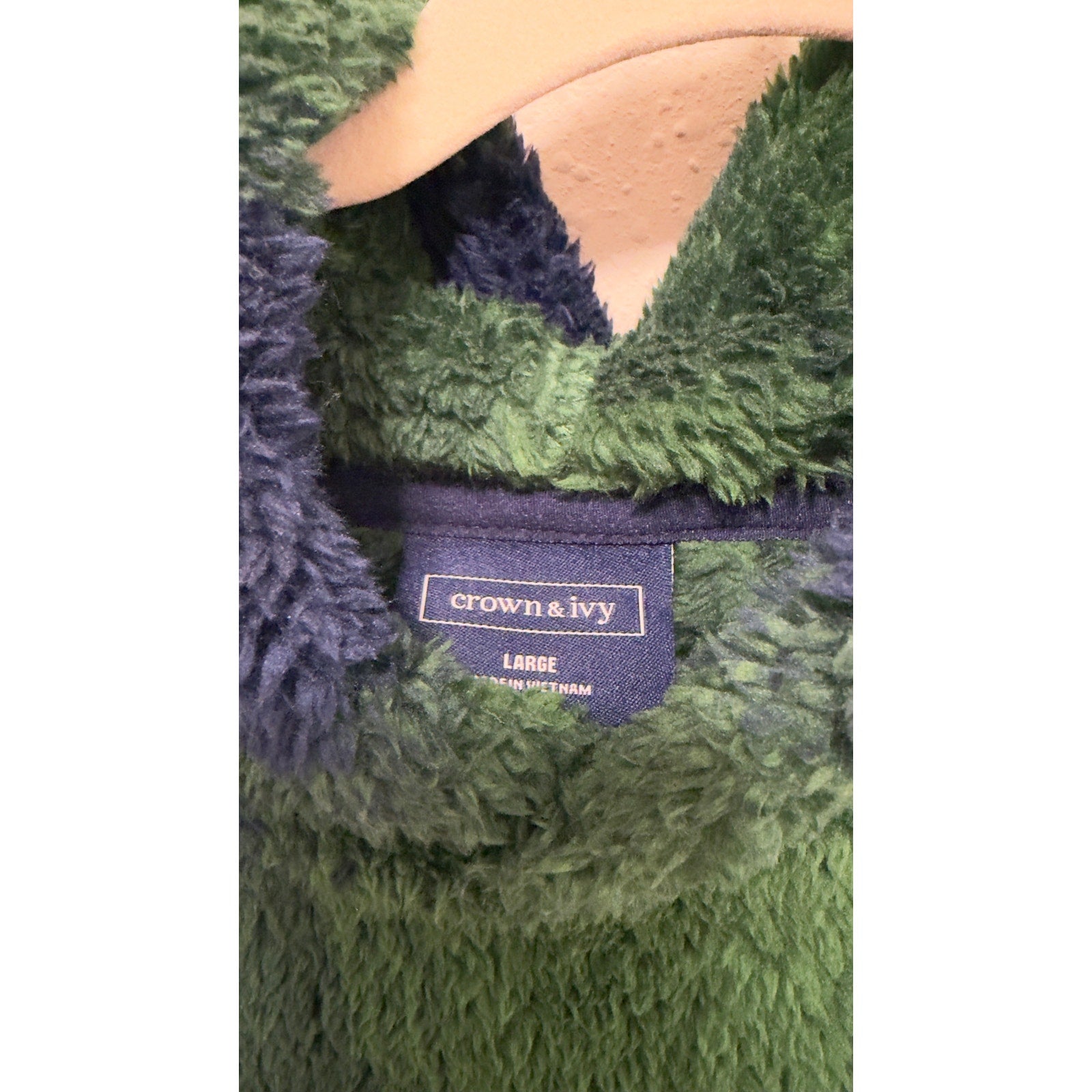 Crown & Ivy Green Plaid Sherpa Hoodie Mens Large Fleece Pullover
