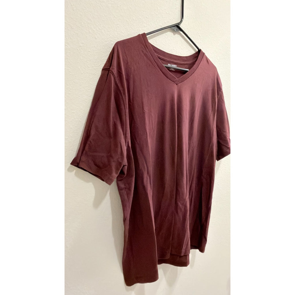 Old Navy Men's V-Neck T-Shirt - Size XL - Raisin / Arizona Rust